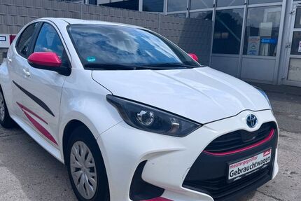Toyota Yaris 33.900 km 17.690 &euro; Bensheim 64625