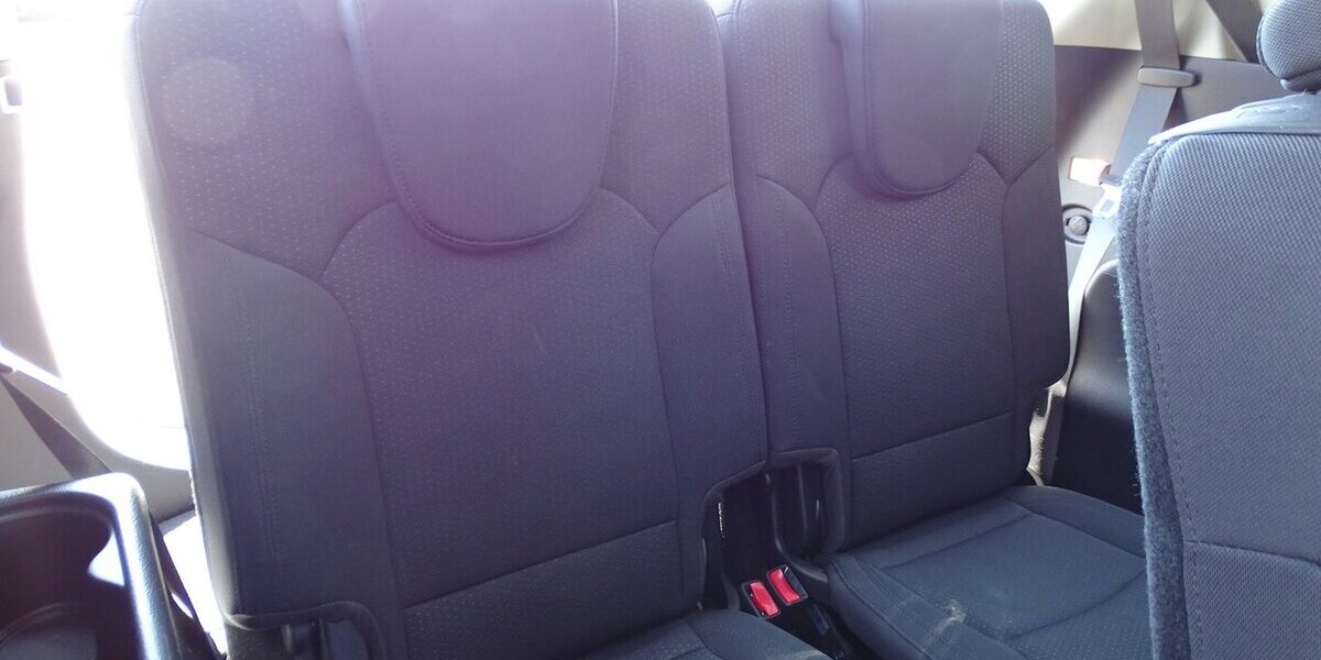 Kia Carens 1,6l Edition 7, Klima, 7-Sitzer, Sitzheizun 46.244 km 13.990 &euro; Rodgau 63110