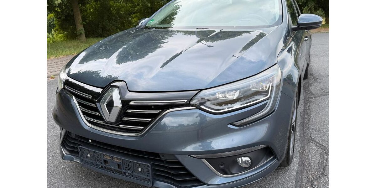 Renault Megane 115.500 km 8.700 &euro; Bensheim 64625