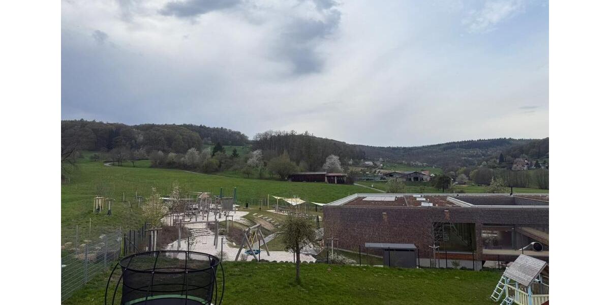 Dachgeschoßwohnung Reichelsheim (Odenwald) - 4.5 Zimmer, 110 m&sup2;, 880&euro; | Angebot:26568731