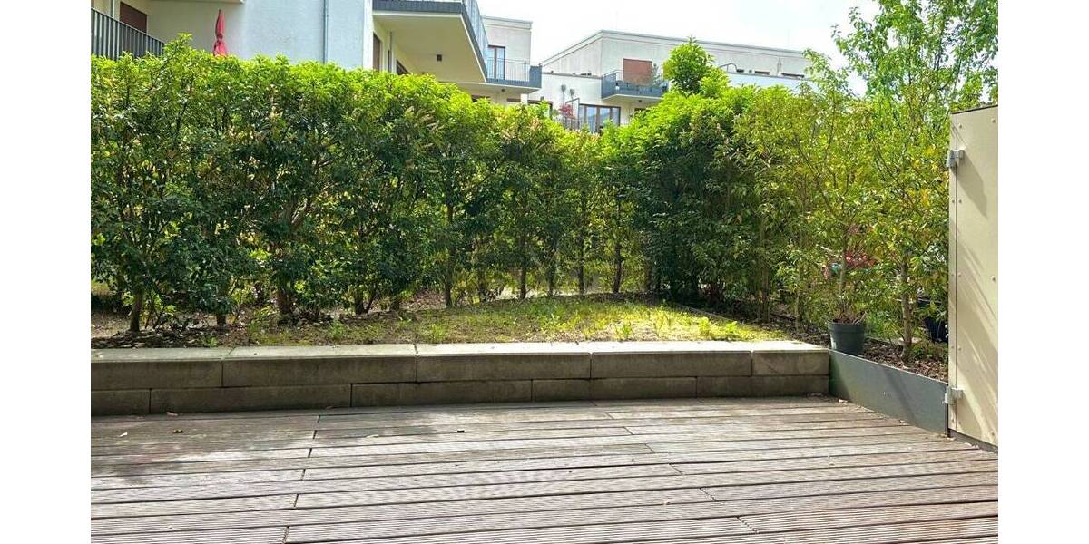 Etagenwohnung Frankfurt am Main Höchst - 3 Zimmer, 90 m&sup2;, 1.580&euro; | Angebot:26867657