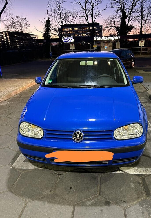 VW Golf IV 162.000 km 2.600 € Frankfurt am Main 60311