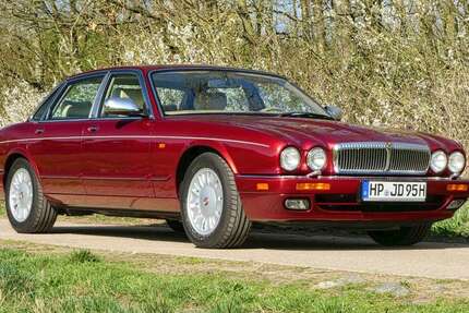 Chrysler Six 44.000 km 49.999 &euro; Heppenheim (Bergstraße), Kreisstadt 64646