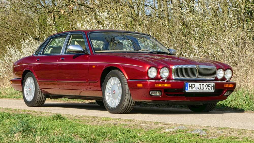 Chrysler Six 44.000 km 49.999 &euro; Heppenheim (Bergstraße), Kreisstadt 64646