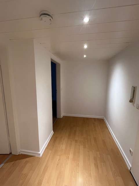 Wohnung zum Mieten in Frankfurt 1.020 € 56.73 m²