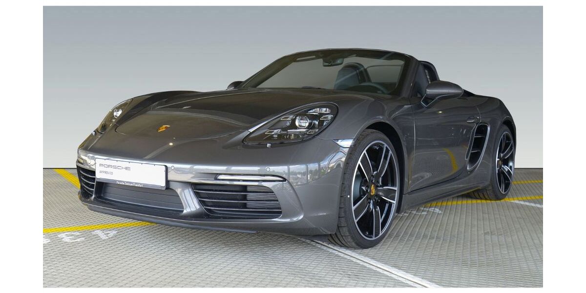 Porsche Boxster 9.900 km 87.960 € Frankfurt 60314