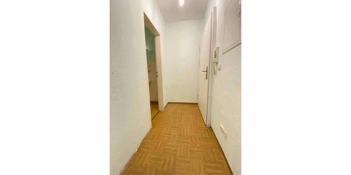 Renovierungsbedürftiges 1-Zimmerapartment mit Garage in Heusenstamm 1 zimmer