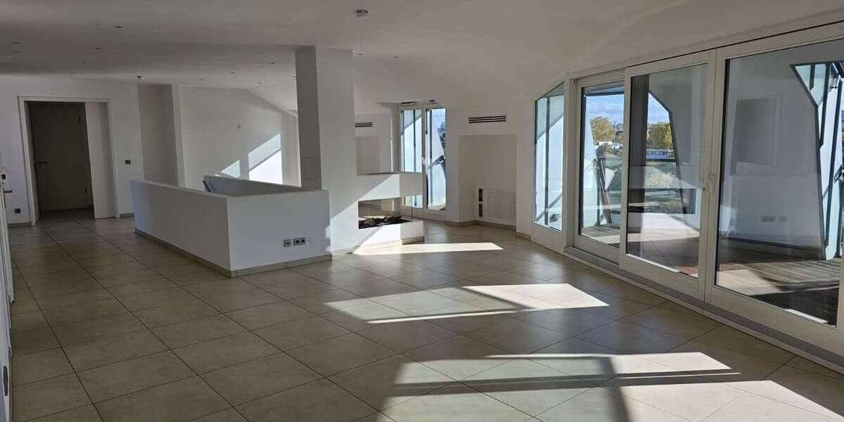 Etagenwohnung Frankfurt Bahnhofsviertel - 5 Zimmer, 250 m&sup2;, 3.300&euro; | Angebot:25474520