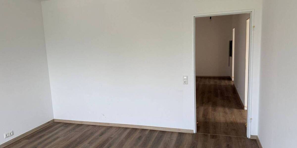 Etagenwohnung Frankfurt am Main Fechenheim - 2 Zimmer, 68 m&sup2;, 830&euro; | Angebot:26712412