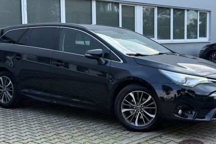 Toyota Avensis 150.000 km 8.499 &euro; Riedstadt-Goddelau 64560