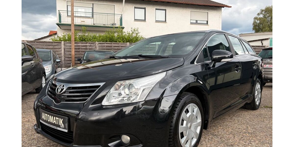 Toyota Avensis 128.400 km 8.990 &euro; Egelsbach 63329
