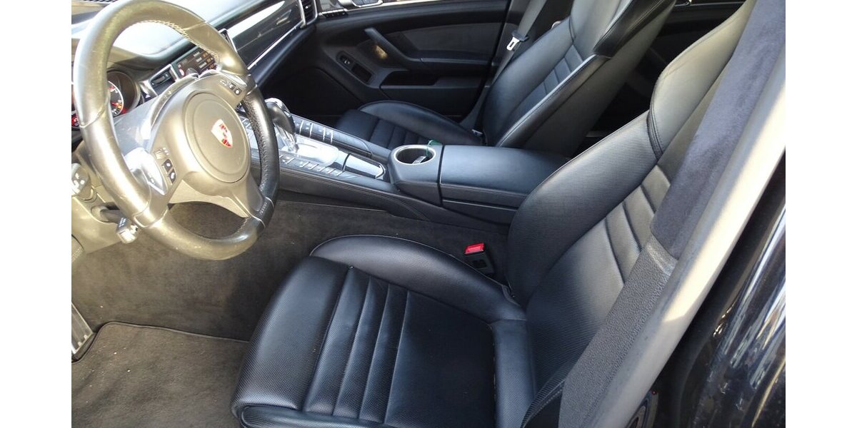 Porsche Panamera 4 GTS Bi-Xenon, Klappe, Luft, PDK, Chrono 184.608 km 27.890 &euro; Rodgau 63110