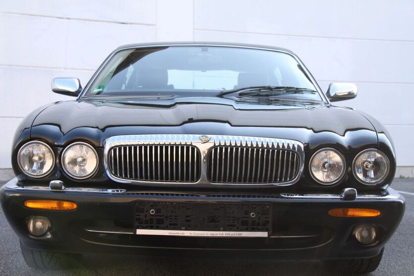 Jaguar Daimler 165.500 km 34.999 € Heppenheim 64646