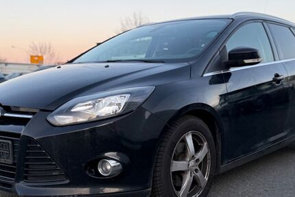 Ford Focus 182.000 km 2.250 &euro; Pfungstadt 64319