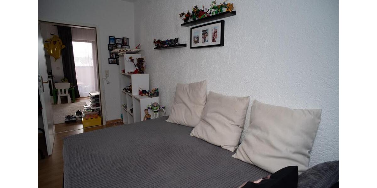 Dachgeschoßwohnung Münster (Hessen) - 4 Zimmer, 120 m&sup2;, 1.200&euro; | Angebot:25376343