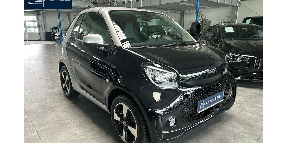 Smart ForTwo EQ CABRIO EXCLUSIVE-22KW-RÜCKFAHRKAMERA! 13.660 km 18.399 &euro; Groß-Umstadt 64823