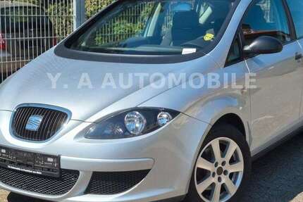 Seat Altea 100.000 km 5.999 &euro; Frankfurt 65933