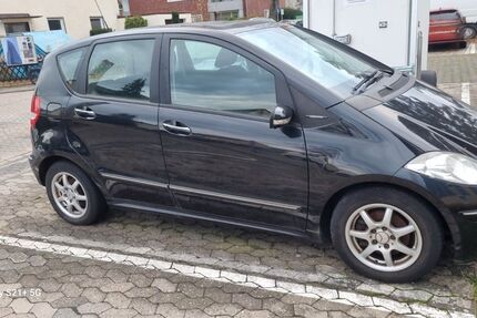 Mercedes-Benz A 180 260.000 km 800 &euro; Darmstadt 64291