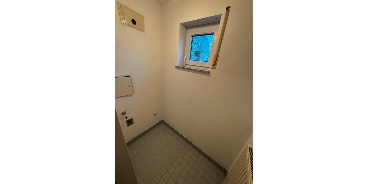 Etagenwohnung Frankfurt am Main Niederrad - 3 Zimmer, 78 m&sup2;, 1.156&euro; | Angebot:26289855
