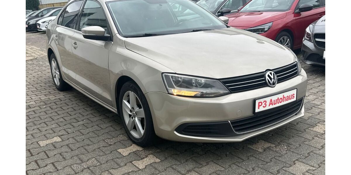 VW Jetta 138.665 km 8.400 &euro; Mörfelden-Walldorf 64546