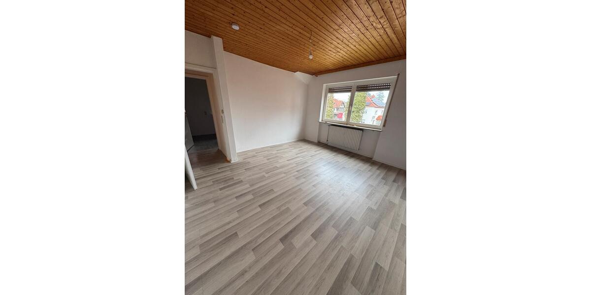 Etagenwohnung Mühltal - 3.5 Zimmer, 100 m&sup2;, 1.425&euro; | Angebot:25161503