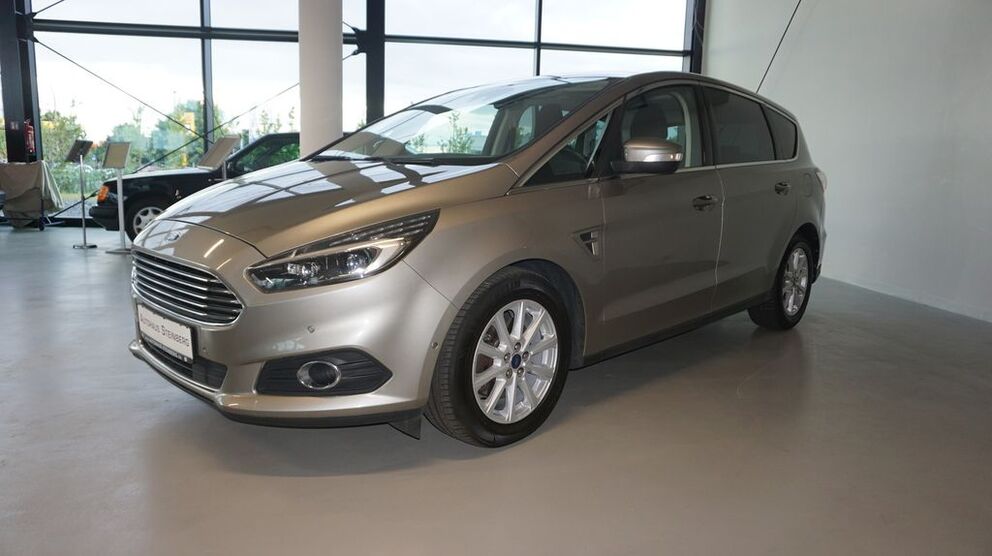 Ford S-Max 131.000 km 16.987 € Dietzenbach 63128