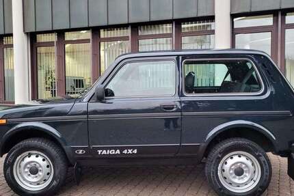 Lada Taiga 139.000 km 7.900 &euro; Groß Gerau 64521