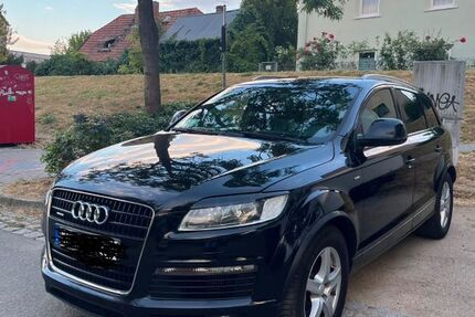 Audi Q7 253.000 km 12.500 &euro; Rüsselsheim 65428