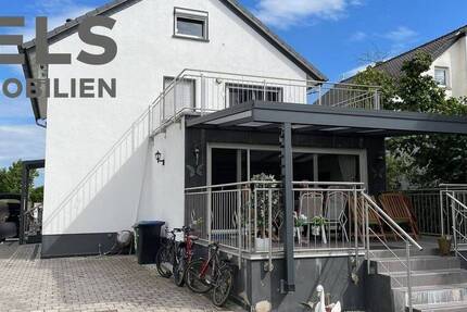 Hochkarätiges 3-Fam-Haus in Dietzenbach-Steinberg 8 zimmer