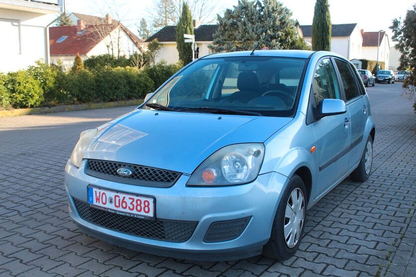 Ford Fiesta 119.000 km 1.250 € Worms-Pfeddersheim 67551