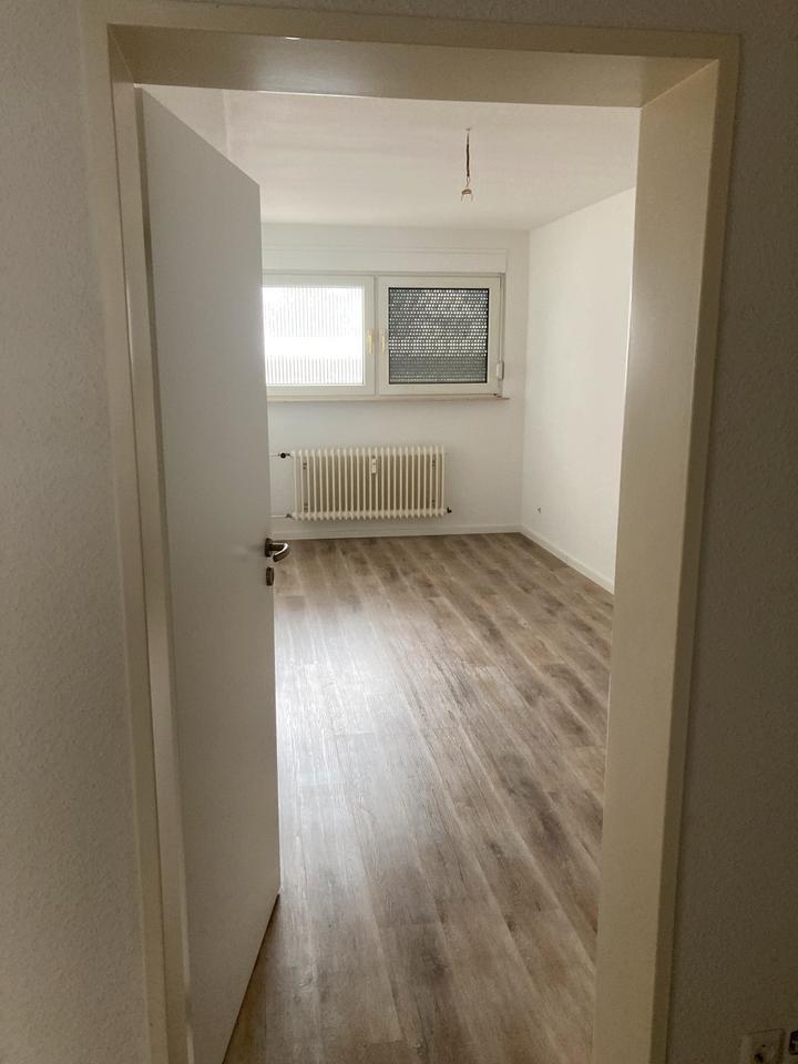 Heller Hobbyraum Werkstatt (ca. 71 m²) in Offenbach Buchhügel zimmer
