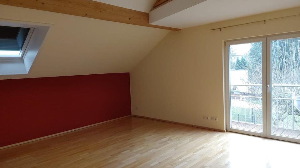 Einfamilienhaus Dreieich - 7 Zimmer, 330 m&sup2;, 3.900&euro; | Angebot:25099078