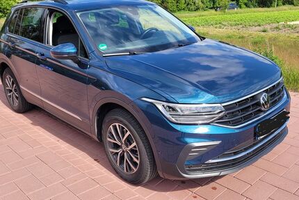 VW Tiguan 10.300 km 25.900 &euro; Bürstadt 68642