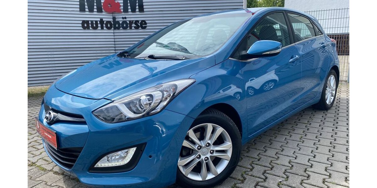 Hyundai i30 97.000 km 11.900 &euro; Darmstadt 64295