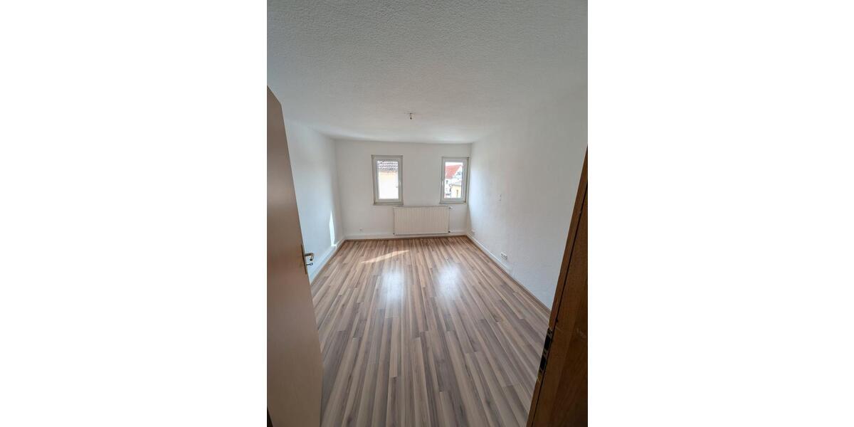 Einfamilienhaus Nackenheim - 5 Zimmer, 110 m&sup2;, 1.300&euro; | Angebot:26195232