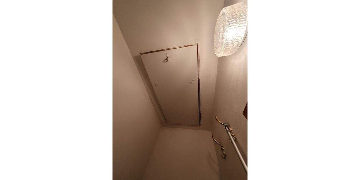 Großzügige Maisonettewohnung inkl. 2 Garagenstellplätzen in zentraler Lage 4 zimmer