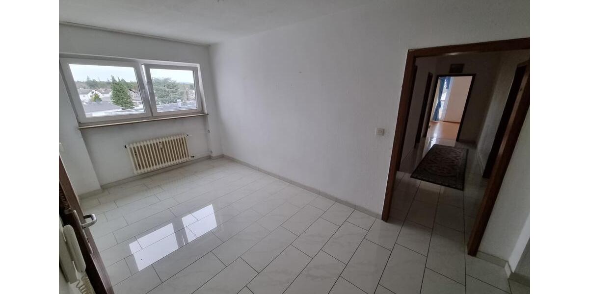 Etagenwohnung Babenhausen - 4.5 Zimmer, 126 m&sup2;, 1.550&euro; | Angebot:24707371