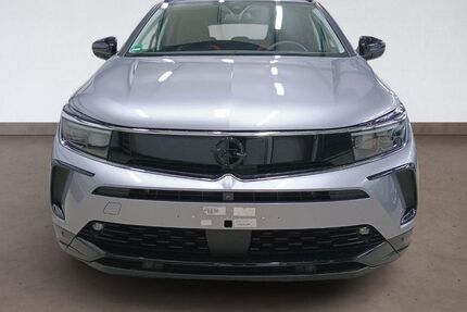 Opel Grandland (X) 12.800 km 28.399 &euro; Rüsselsheim 65428