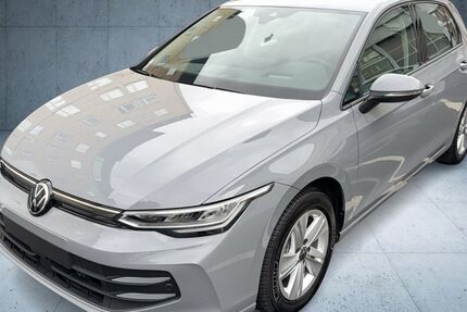 VW Golf 11.387 km 24.580 &euro; Frankfurt am Main 60528