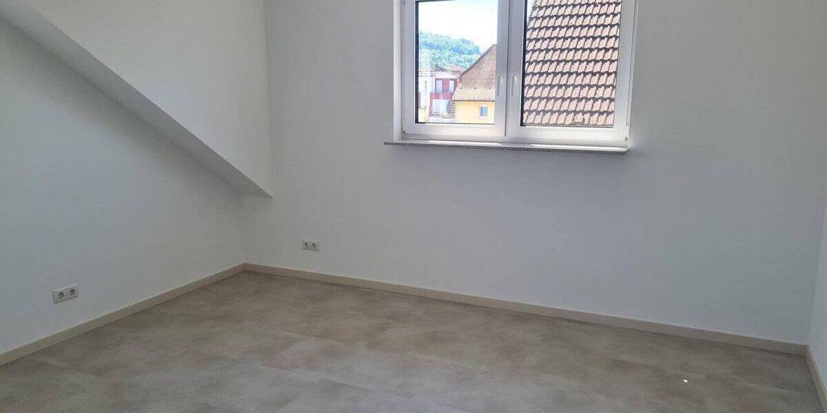 Etagenwohnung Heppenheim - 2 Zimmer, 65 m&sup2;, 975&euro; | Angebot:26915843