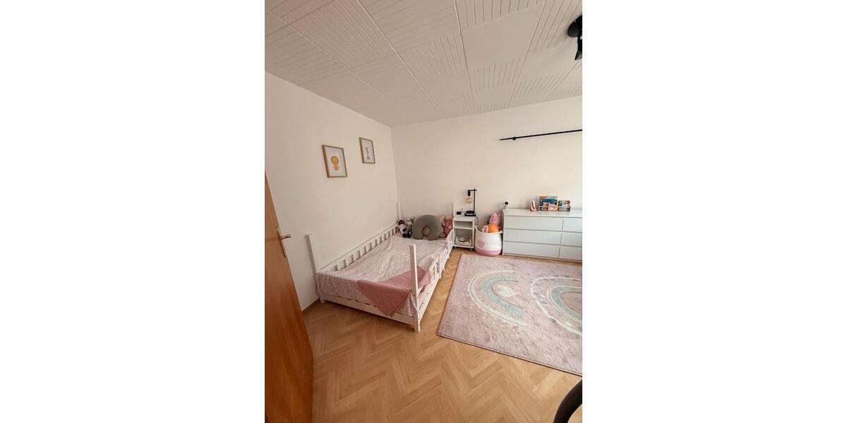 Erdgeschoßwohnung Pfungstadt - 2 Zimmer, 60 m&sup2;, 1.000&euro; | Angebot:25341795