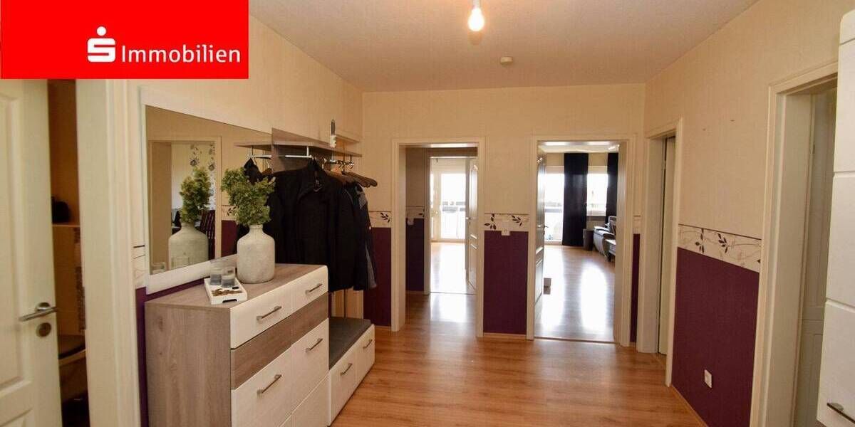 Eigentumswohnung im 4.OG eines Mehrfamilienhauses 3 zimmer