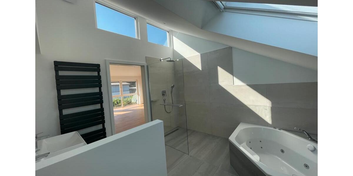 Maisonettenwohnung Bensheim - 3.5 Zimmer, 120 m&sup2;, 1.475&euro; | Angebot:26403871