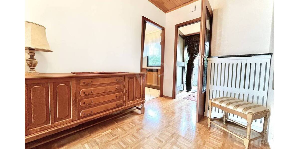 Mehrfamilienhaus, Wohnhaus Kriftel - 8 Zimmer, 215 m&sup2;, 720.000&euro; | Angebot:26160420