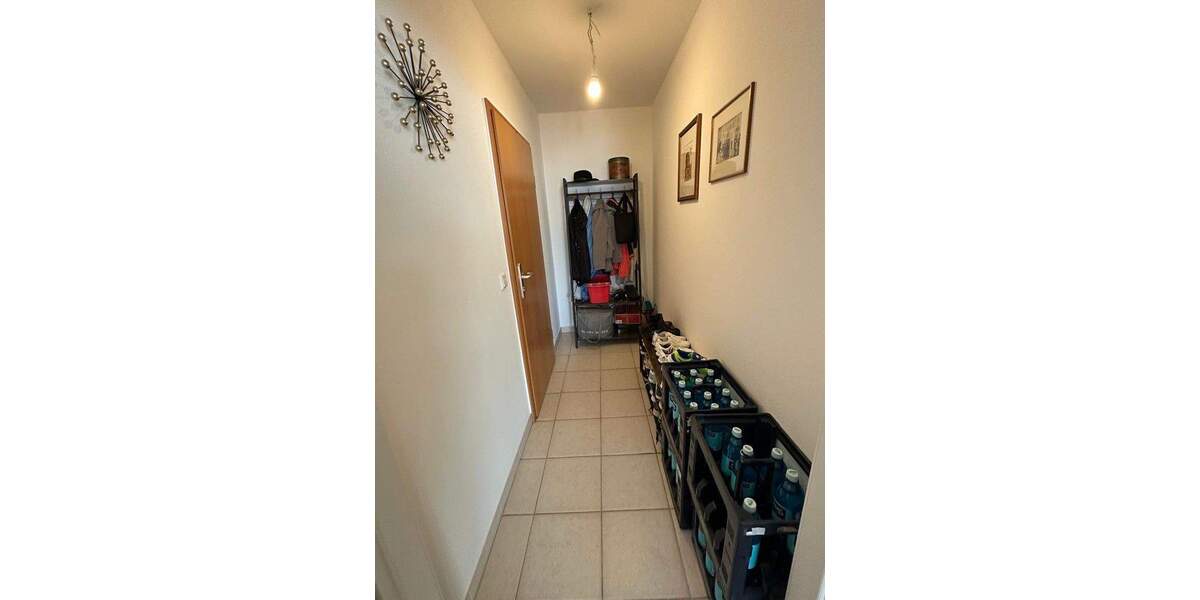 Attraktive 4 ZKB Wohnung mit Gäste WC und Tiefgarage - provisionsfrei 4 zimmer