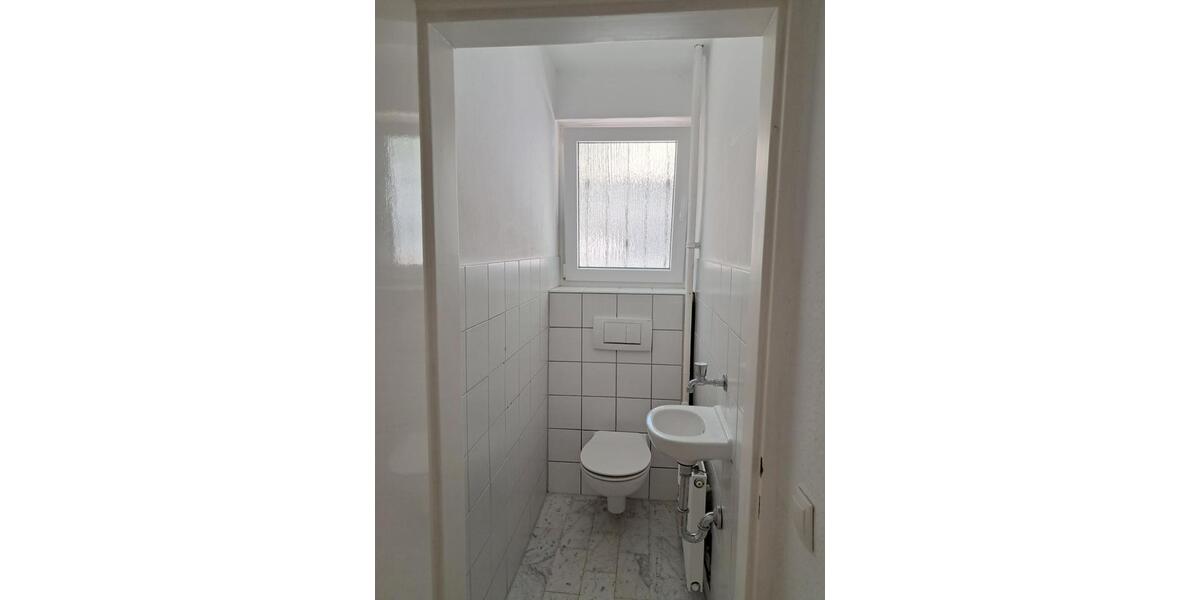 90m2, helle, ruhige 4ZKB EG Wohnung, Diele, Terrasse, DA-West 4 zimmer