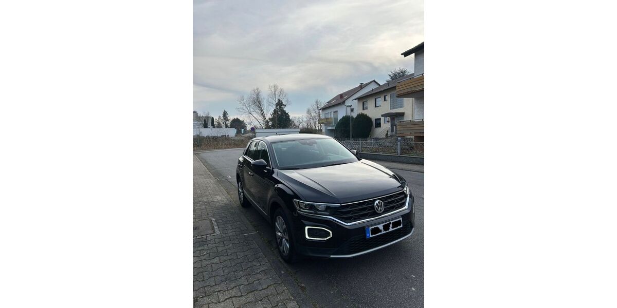 VW T-Roc 99.000 km 19.500 &euro; Rüsselsheim 65428