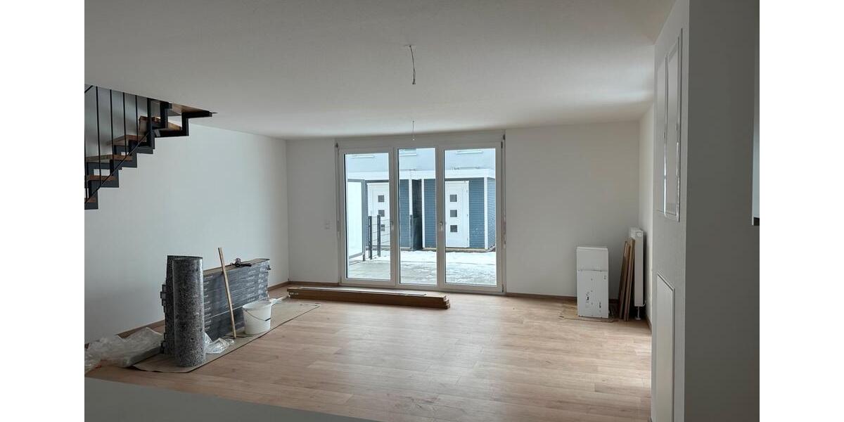 Doppelhaushälfte Groß-Gerau Gerau - 6 Zimmer, 136 m&sup2;, 2.100&euro; | Angebot:24768044