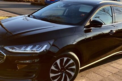 Ford Focus 21.000 km 24.400 &euro; Frankfurt 60438