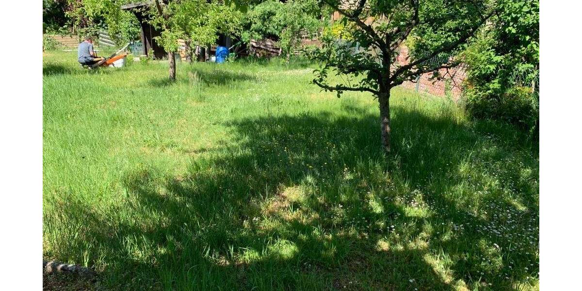 Bungalow mit großem Grundstück zimmer